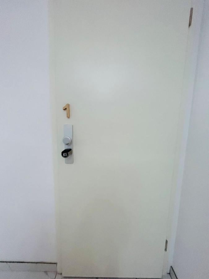 Messe Hv-1 Apartament
